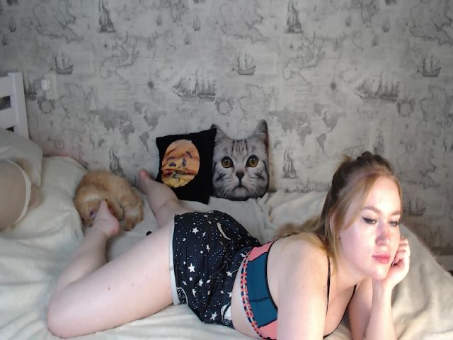 Live sex webcam photo for AliceSunAn #262687102