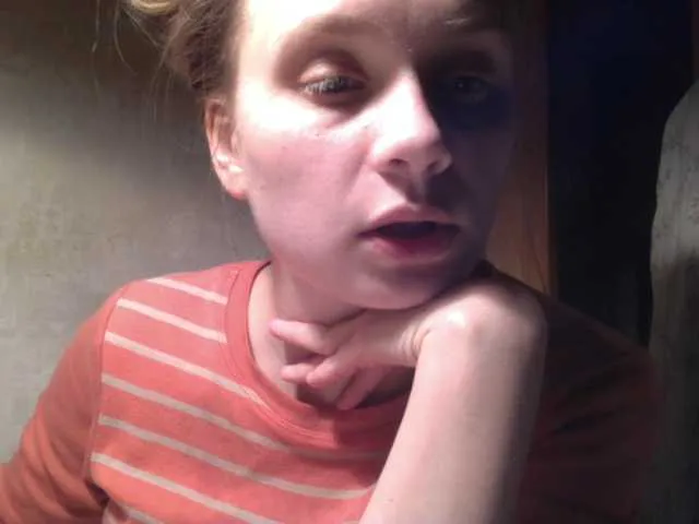 Live sex webcam photo for esterjohns #241046067