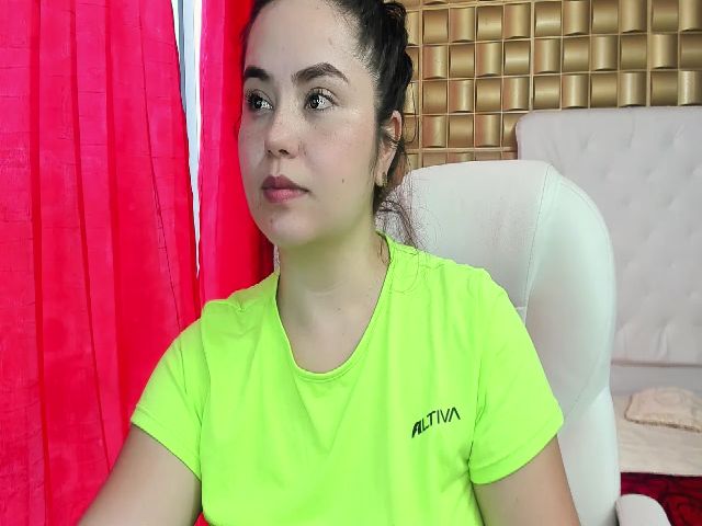 Live sex webcam photo for Ainohacarter #265072514