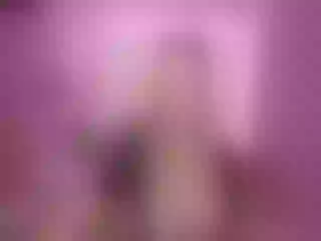 Live sex webcam photo for PtiMermaid #253722552