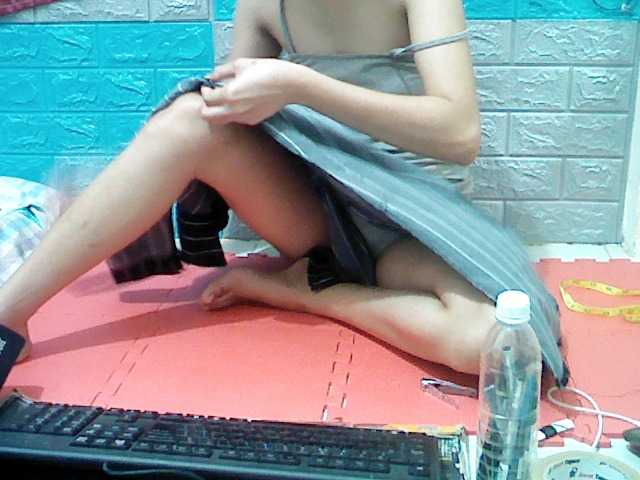 Live sex webcam photo for SexyRain22 #242851589