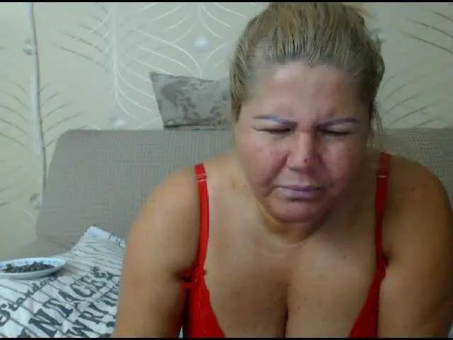 Live sex webcam photo for come2mom #240922351
