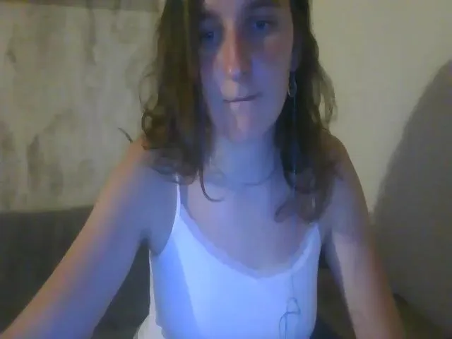 Live sex webcam photo for MaryStreep95 #253236018