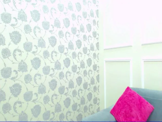 Live sex webcam photo for FeralBerry78 #262092190