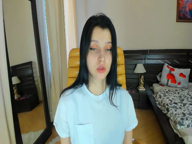 Live sex webcam photo for SoniNex #261402377