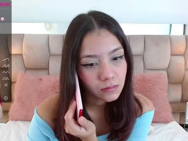 Live sex webcam photo for UBittersweet #243037527