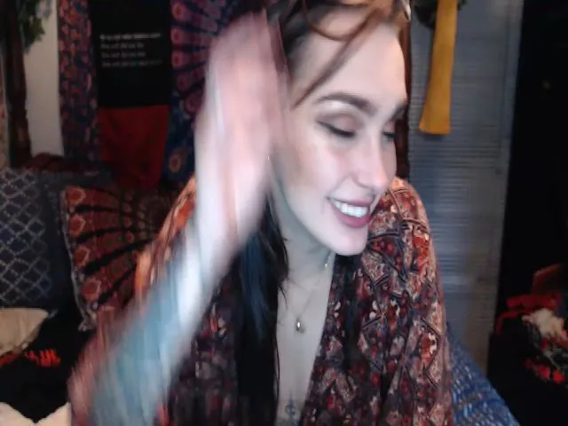 Live sex webcam photo for LlittleLlama #255633584