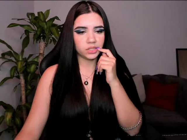 Live sex webcam photo for SummerHayes #250382419