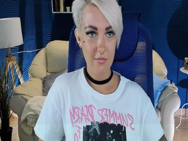 Live sex webcam photo for AkioTy #255234127