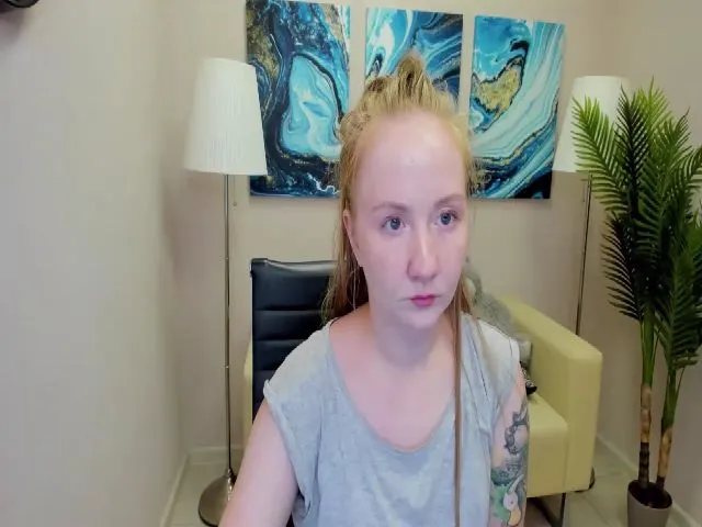 Live sex webcam photo for StunningKelly #257097608