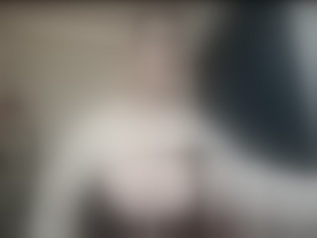Live sex webcam photo for EllenDg #263738059