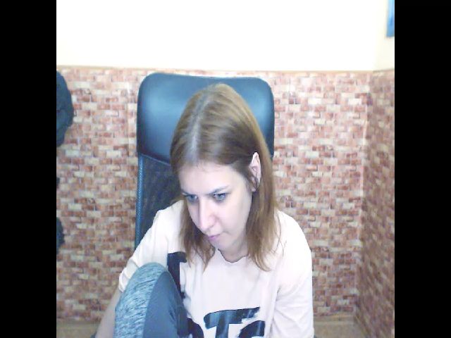 Live sex webcam photo for CristiCarter #256036183