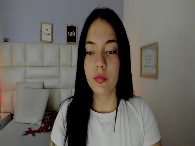 Live sex webcam photo for Rebeca__grey #262728072