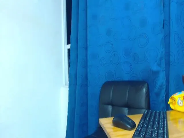 Live sex webcam photo for ShairaSun #265338017