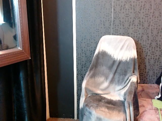 Live sex webcam photo for MissSanjane #260269712