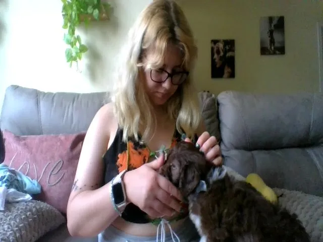 Live sex webcam photo for cozychristine #253533155