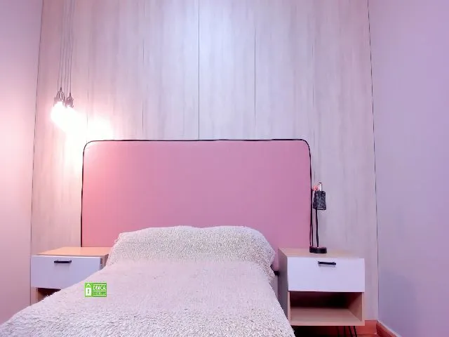 Live sex webcam photo for Stacygray_ #263068465