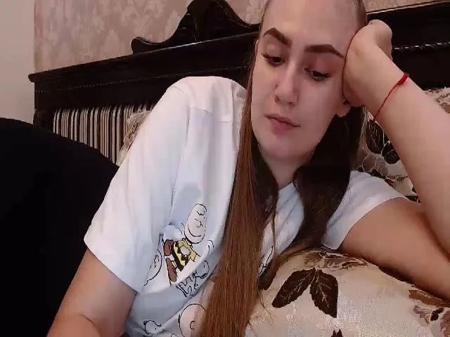 Live sex webcam photo for Miss_Bouncy #255175197