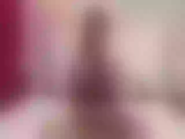 Live sex webcam photo for RubyStar0 #258330056