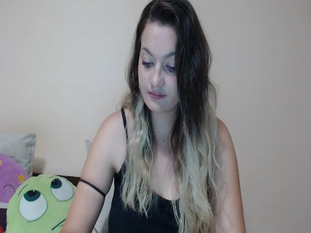 Live sex webcam photo for XArmynnya #257073017