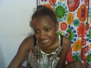 Live sex webcam photo for tinychloe #240663773