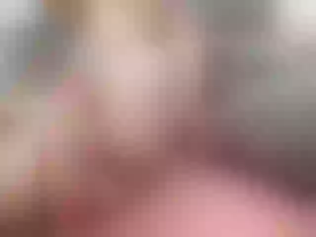 Live sex webcam photo for EllaDavs #262424787