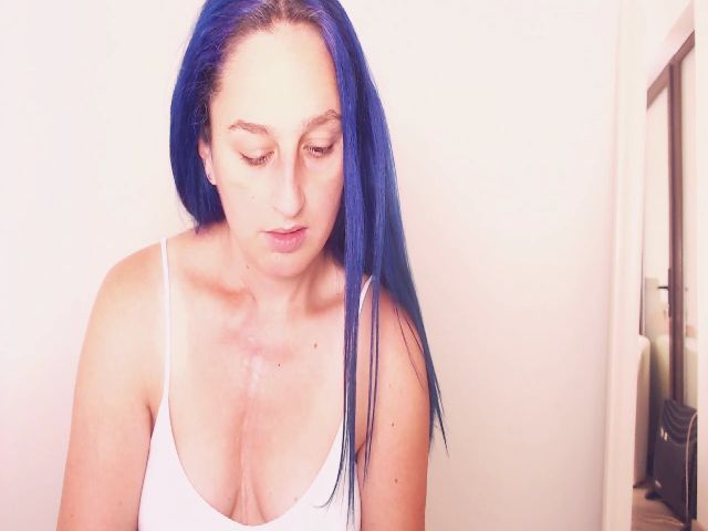 Live sex webcam photo for wetkittycum #262321619