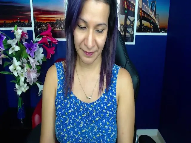 Live sex webcam photo for Infernalsexx #264113354