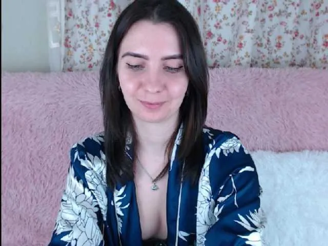 Live sex webcam photo for Petitemiss4u #241003986