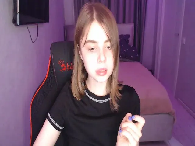 Live sex webcam photo for TriplePrinces #264440939