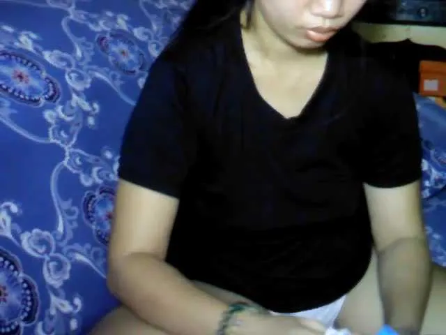 Live sex webcam photo for mangogirl28 #240963635