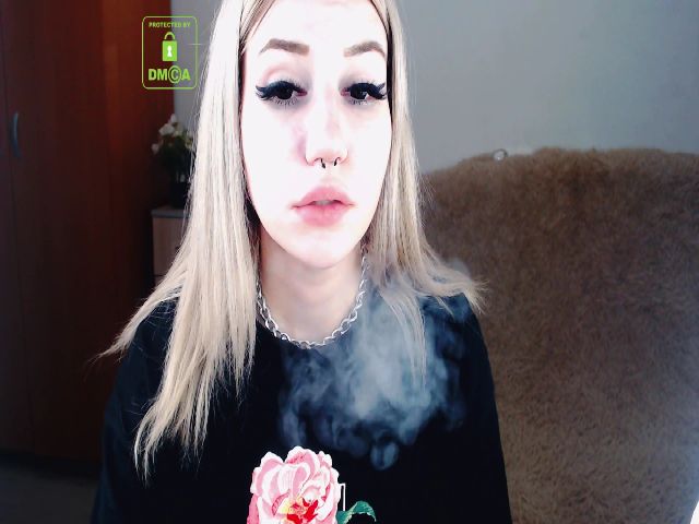 Live sex webcam photo for Alison_Moonli #253241599