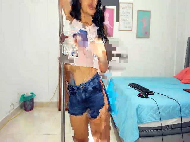 Live sex webcam photo for Ashlylovex #260653342