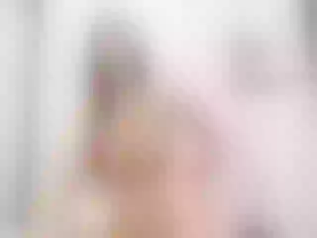 Live sex webcam photo for LovelyRaisa #261660460