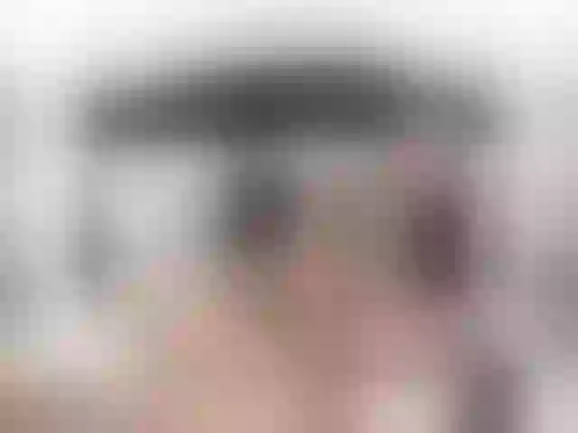 Live sex webcam photo for LeaQueen #241135524
