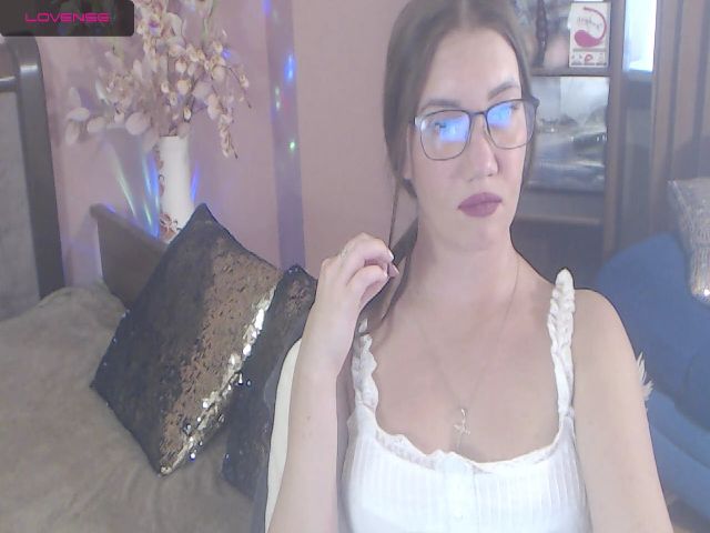 Live sex webcam photo for Kelly7B #257580300