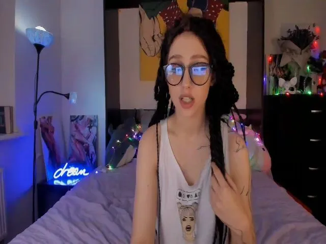 Live sex webcam photo for Holy_Michle #257879854