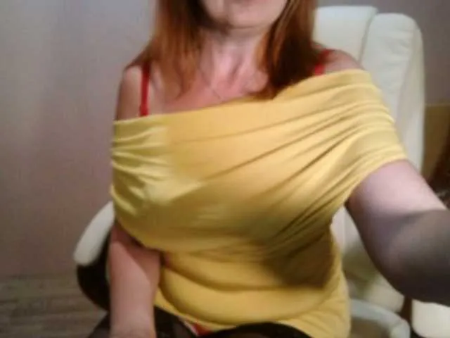 Live sex webcam photo for leeloofire #250159248