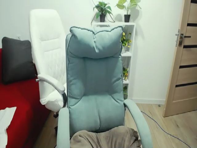 Live sex webcam photo for Jenni__fer #260410283