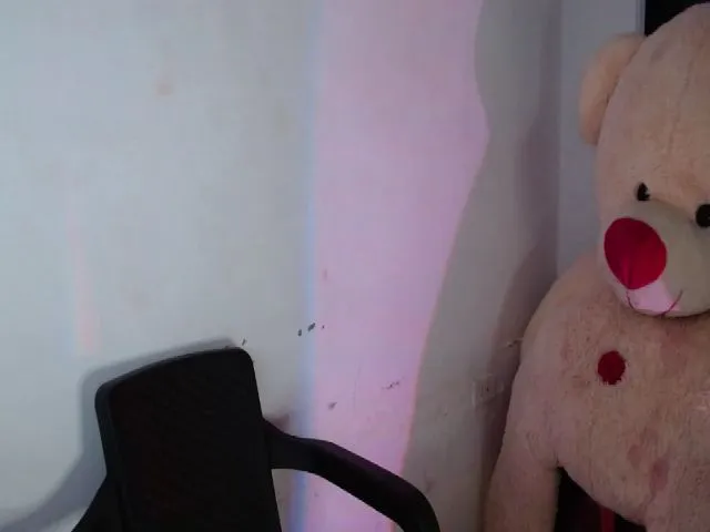 Live sex webcam photo for Samantha4k #254719331