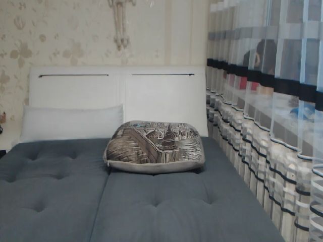 Live sex webcam photo for Glamkisssa #258214228