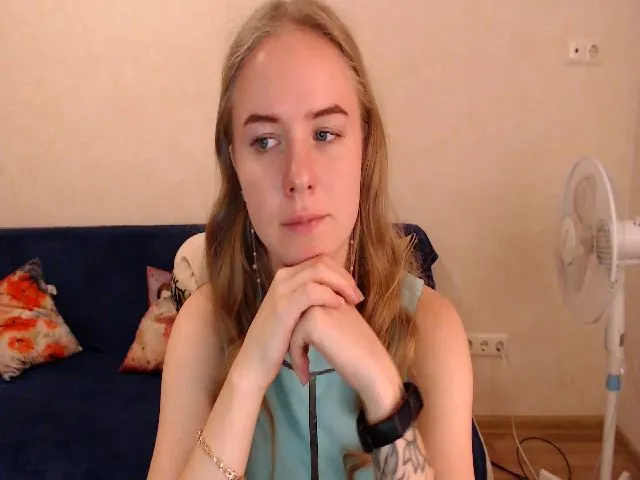 Live sex webcam photo for Limana_xo #258787233