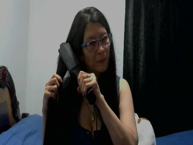 Live sex webcam photo for Latin__mature #262514479