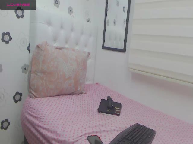 Live sex webcam photo for Daisy_Bhad #255356218