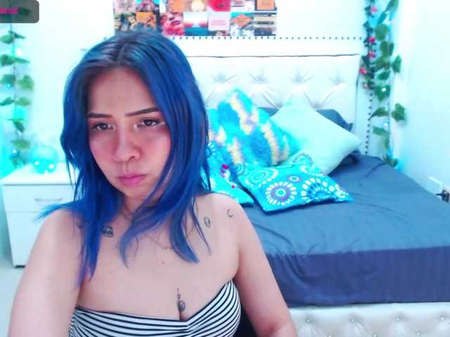 Live sex webcam photo for GabbyReyes #253685081