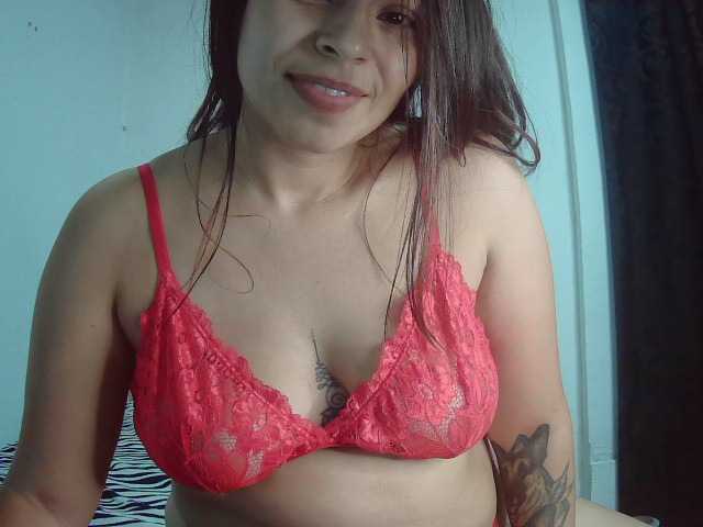 Live sex webcam photo for IvannaAmbar1 #245804451