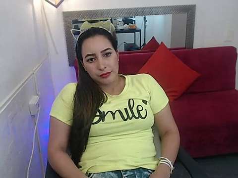 Live sex webcam photo for janaansexy__ #242432785