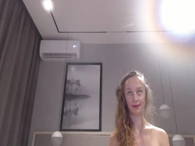 Live sex webcam photo for Innocent_Miss #254615082