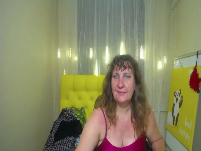 Live sex webcam photo for ArinaMex #252272336