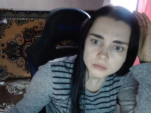 Live sex webcam photo for AlisaLaDiva #287989774